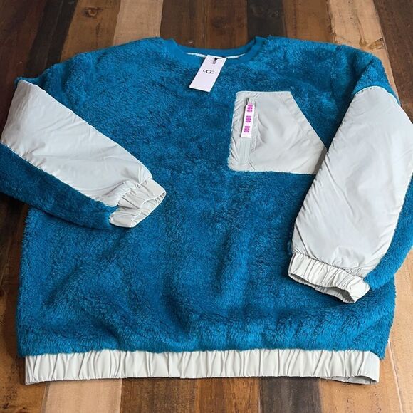 UGG NIKO SHERPA CREWNECK - Picture 2 of 9